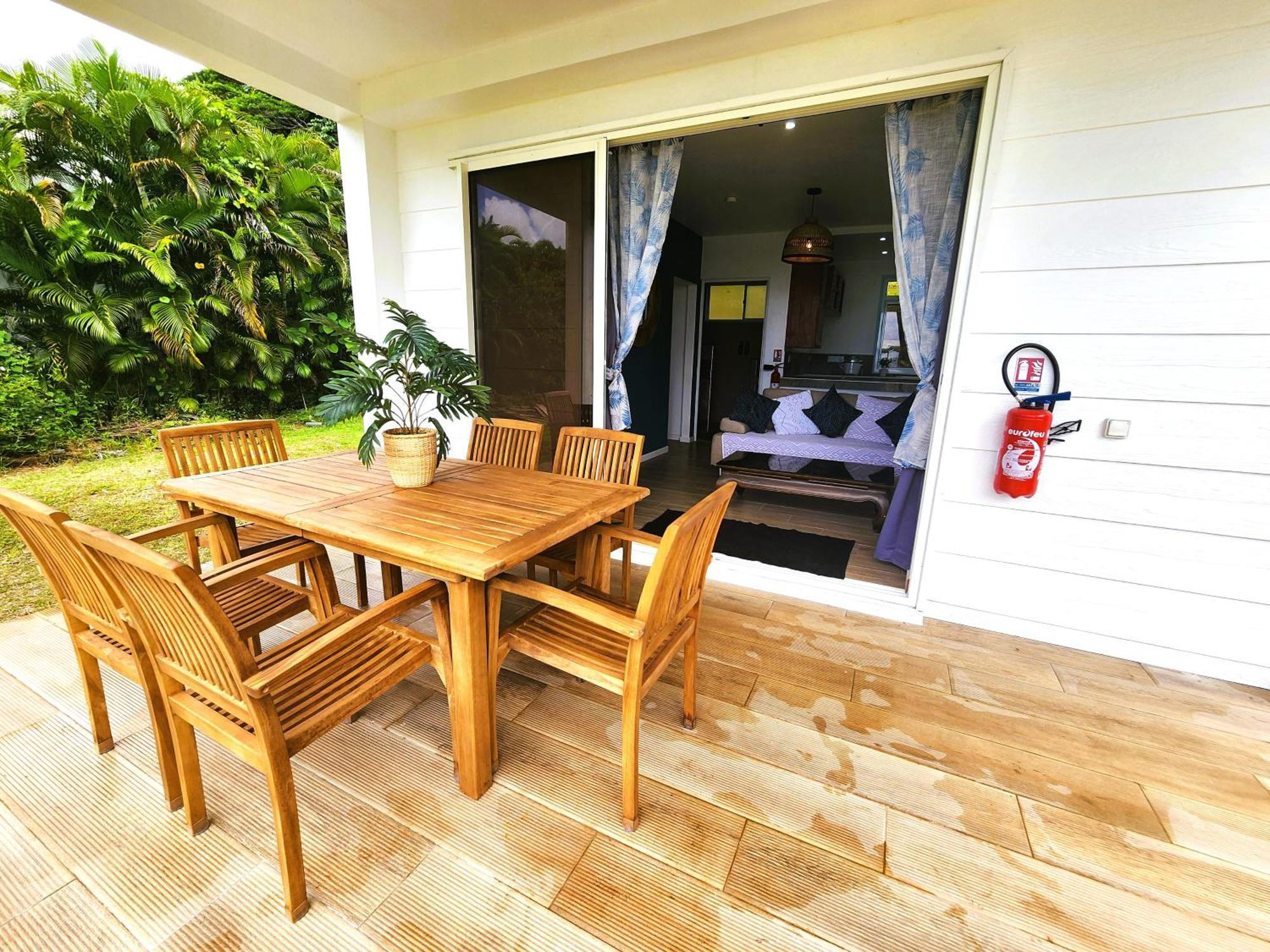 Duplex En Bord De Mer Fare Tahitea Pension Taputapuapea Luaran gambar
