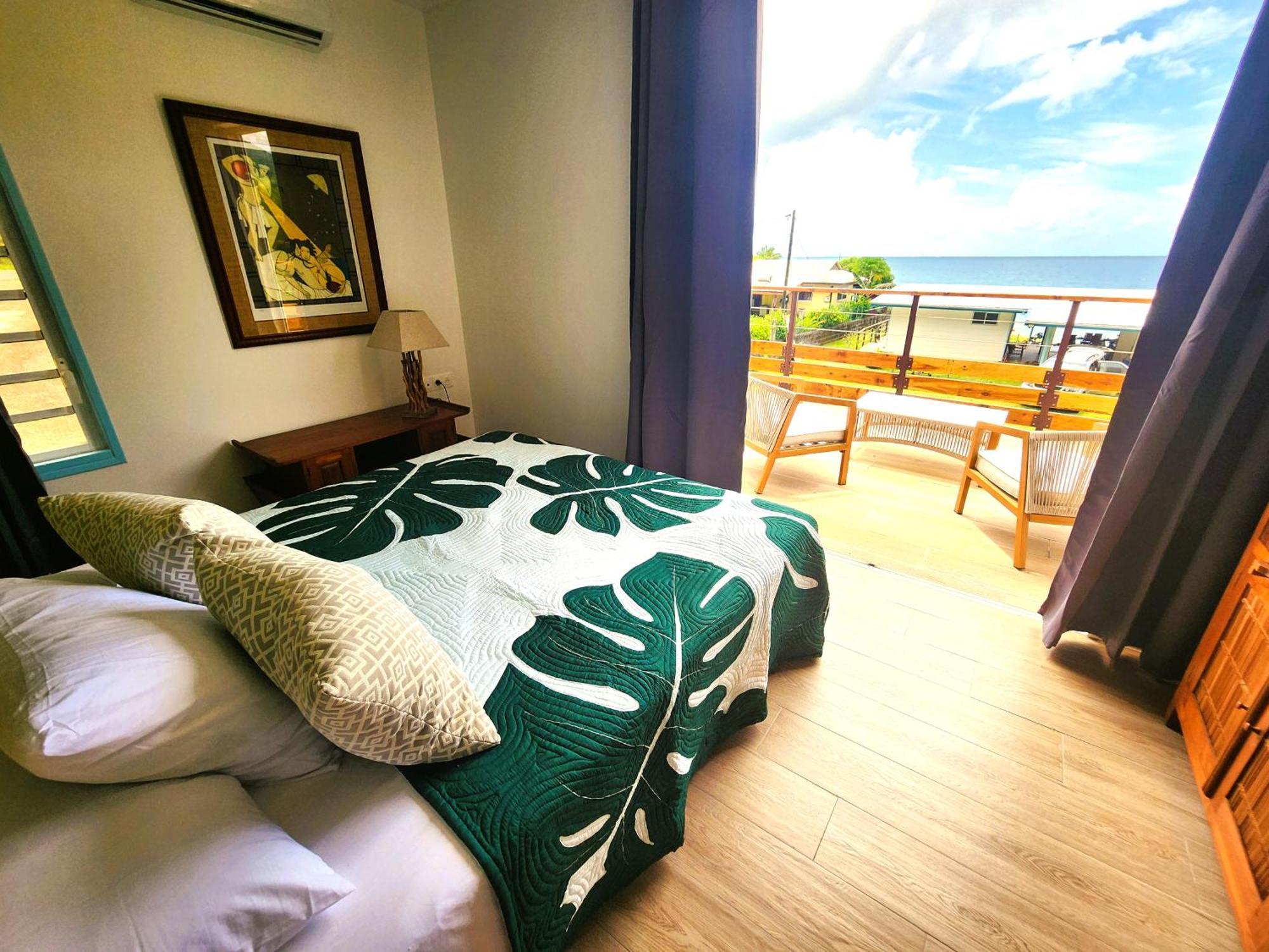 Duplex En Bord De Mer Fare Tahitea Pension Taputapuapea Luaran gambar