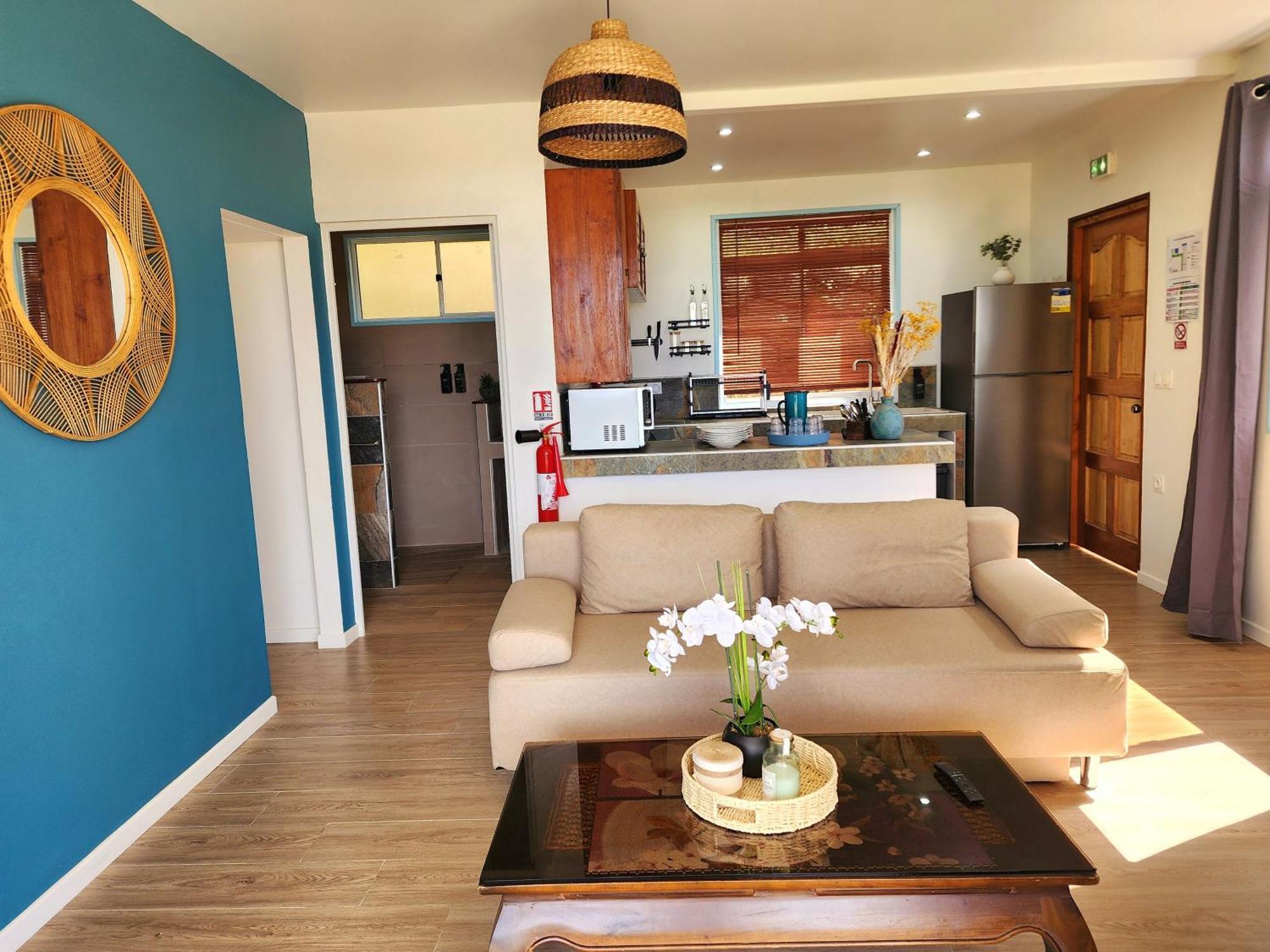 Duplex En Bord De Mer Fare Tahitea Pension Taputapuapea Luaran gambar
