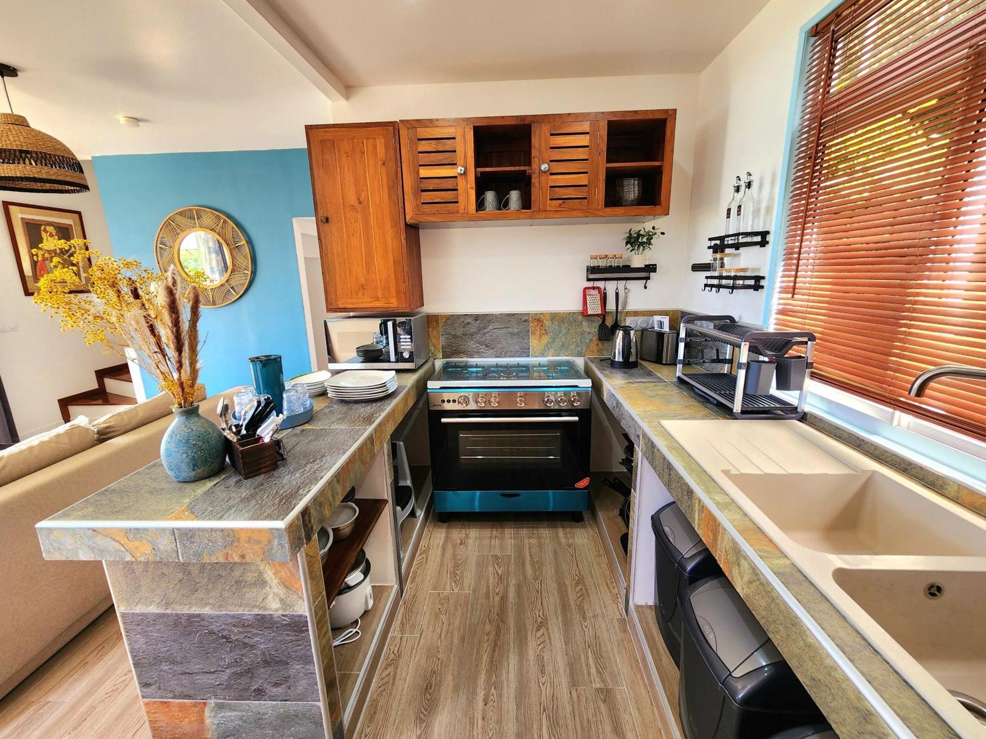 Duplex En Bord De Mer Fare Tahitea Pension Taputapuapea Luaran gambar